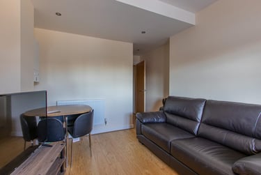 2 bed house, Northcote Street, Plasnewydd, Cardiff, CF243BH - Image 3